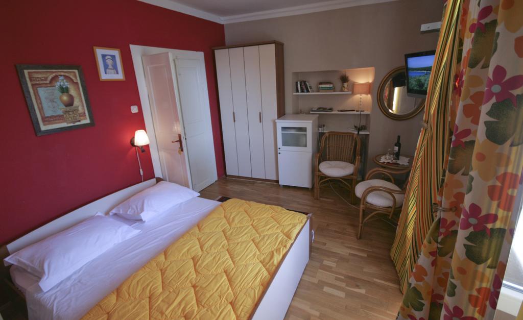 Apartments Tedeschi Korčula Zimmer foto