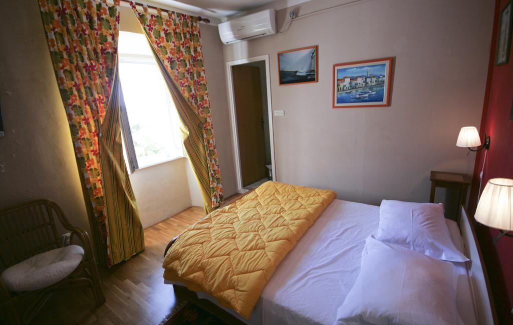 Apartments Tedeschi Korčula Zimmer foto